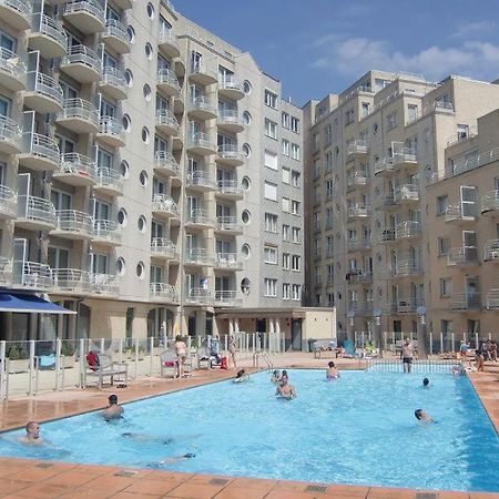 Studio Zwembad Met Frontaal Zeezicht Остенде Экстерьер фото